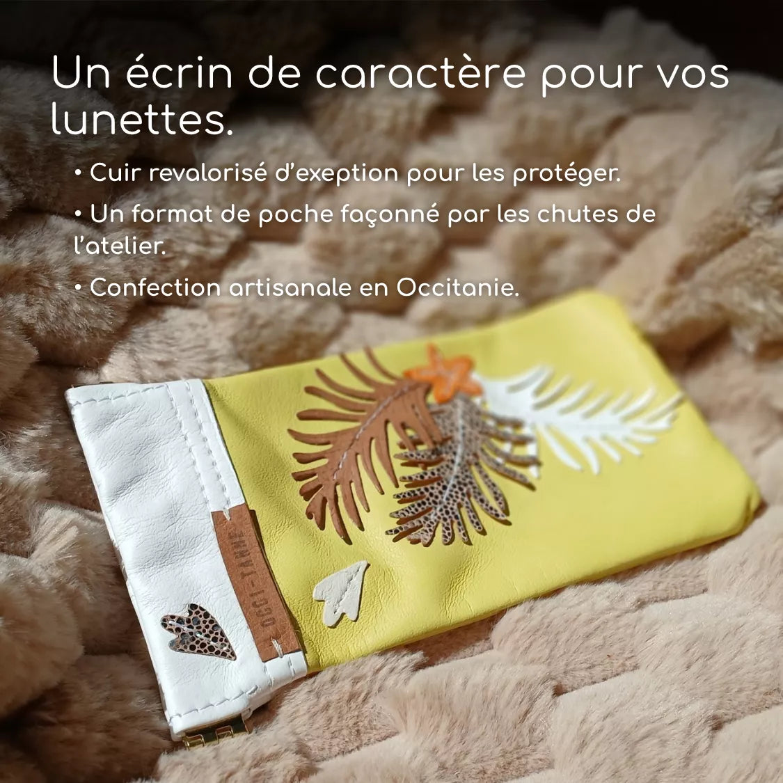 Palm Glasses Case
