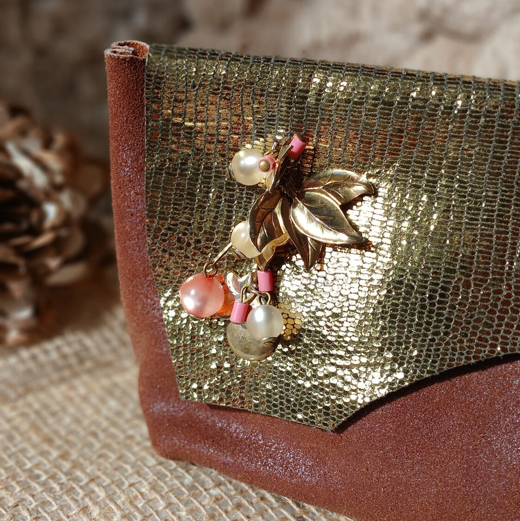 Pochette Isis
