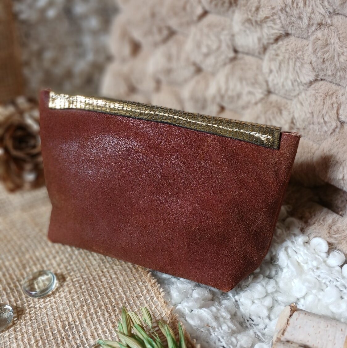 Pochette Isis