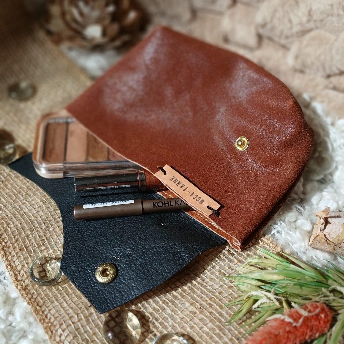 Pochette Isis