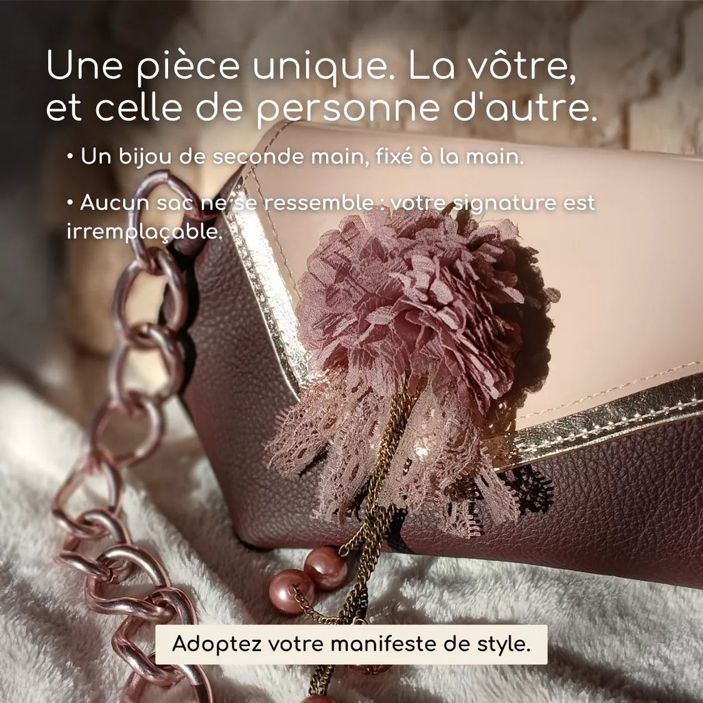 Puderfarbene Handtasche
